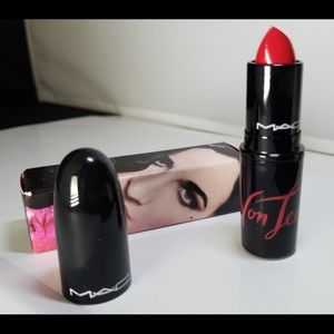 Mac Dita Von Teese lipstick